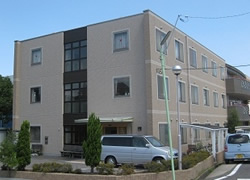 そんぽの家植田一本松の外観