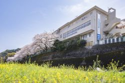 ﾈｵ･ｻﾐｯﾄ湯河原（一般居住棟）の外観