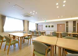 ＡＬＳＯＫケアホーム越谷宮本町の食堂兼リビング
